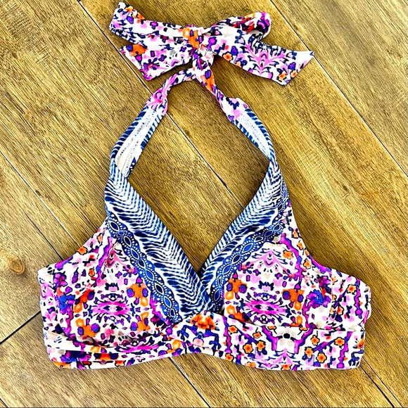 Athleta Other - Athleta Bikini Top 32 B/C